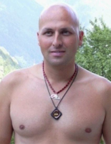 Michael Deutschmann - Windsurfing Competitor ["...I only have positive experiences with my Q-Link. That's why i haven't put it off for a single minute. it belongs to my body."]